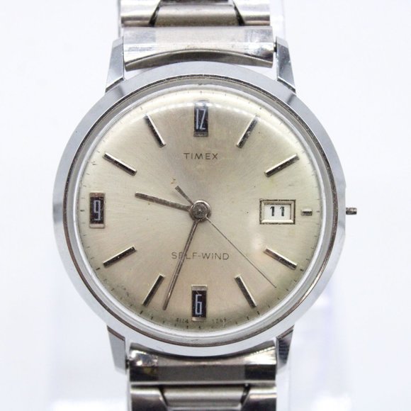 VIntage TIMEX Watch Mens Silver Tone Stainless Steel Self-Wind Date Beige Dial - Picture 2 of 10